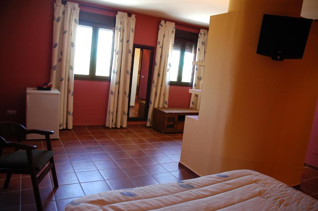 Hotel Rural Los Chaparros Freila Δωμάτιο φωτογραφία
