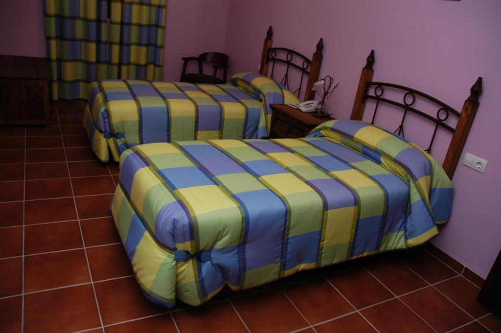 Hotel Rural Los Chaparros Freila Δωμάτιο φωτογραφία